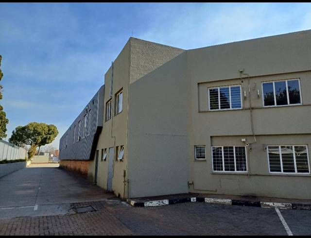 INDUSTRIAL PROPERTY TO RENT IN ROOIHUISKRAAL